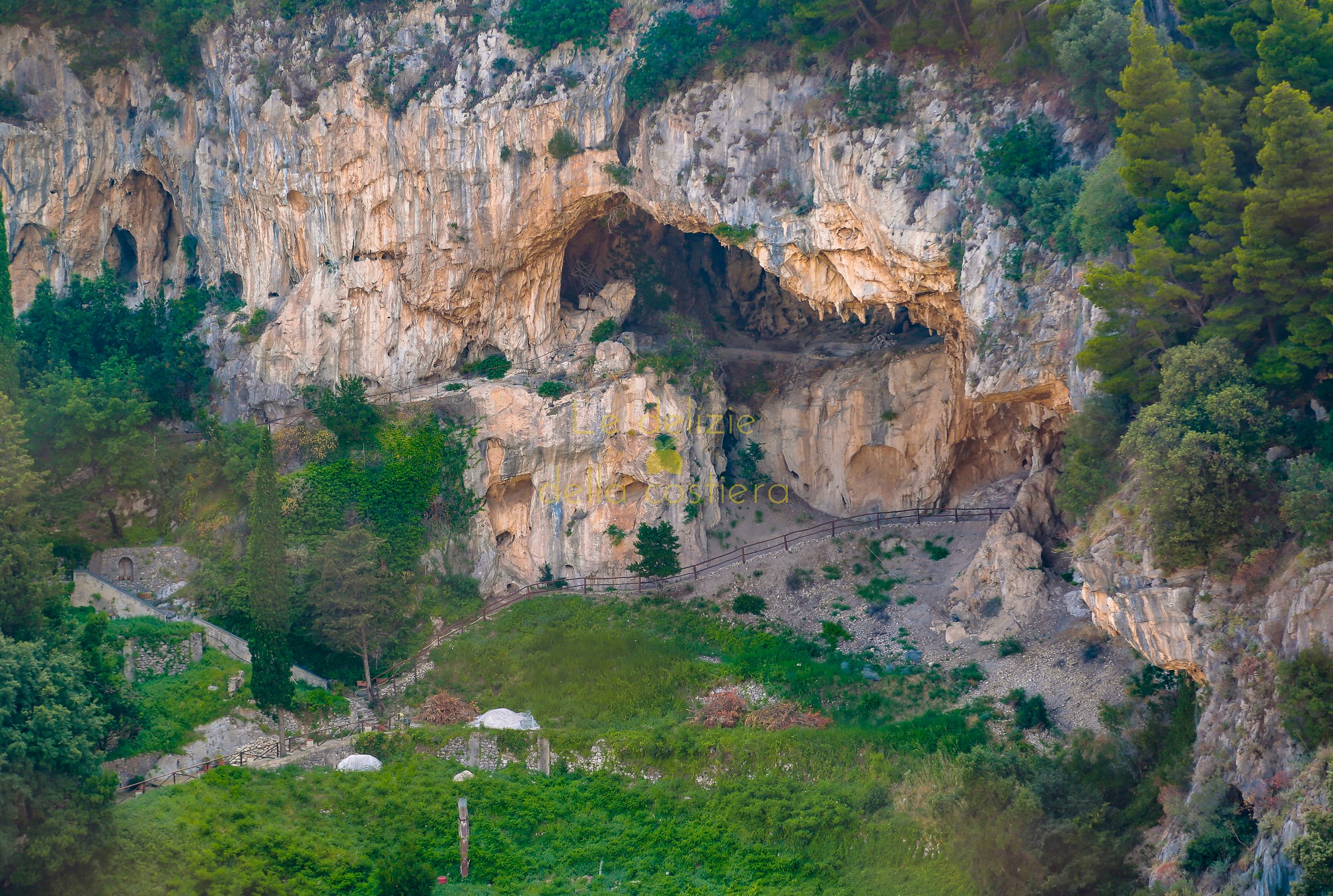 GROTTADIMASANIELLO-ATRANI-LEDELIZIEDELLA