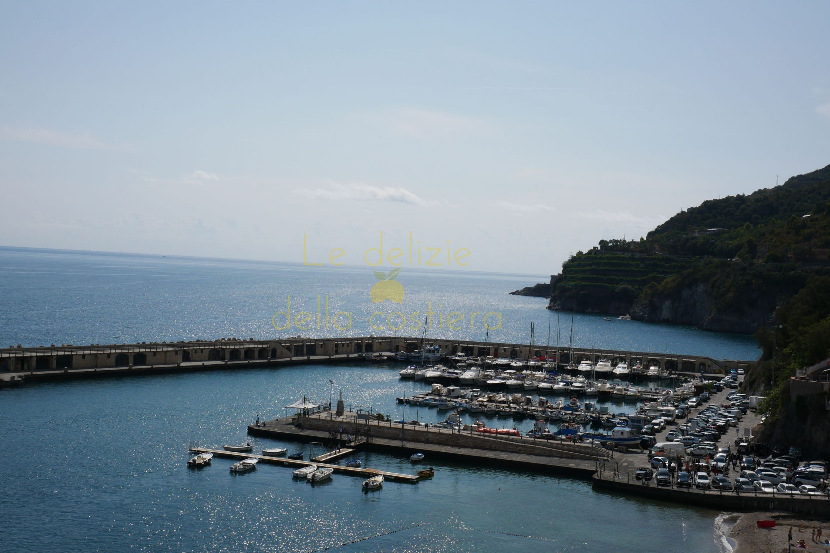 Spiaggia e Porto di Cetara