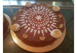 “Caprese” lemon cake